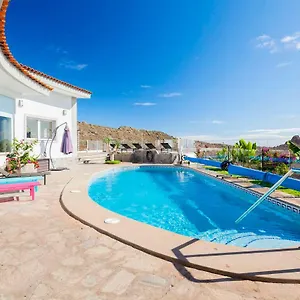 Sara In Costa Adeje Villa